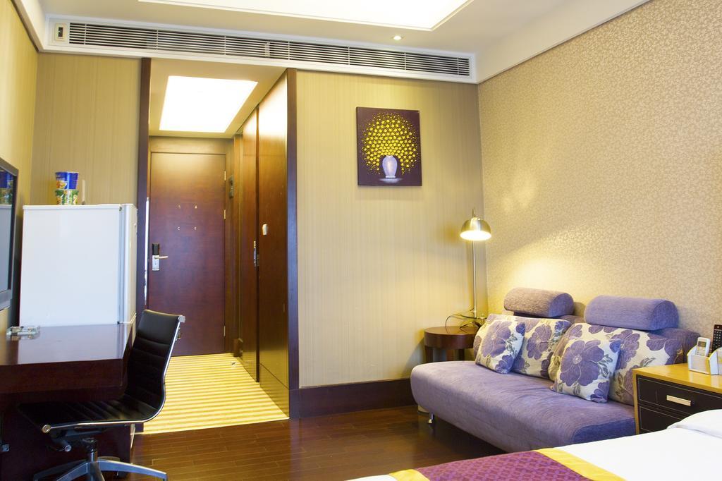 Tamrac International Apartment Guangzhou Room photo