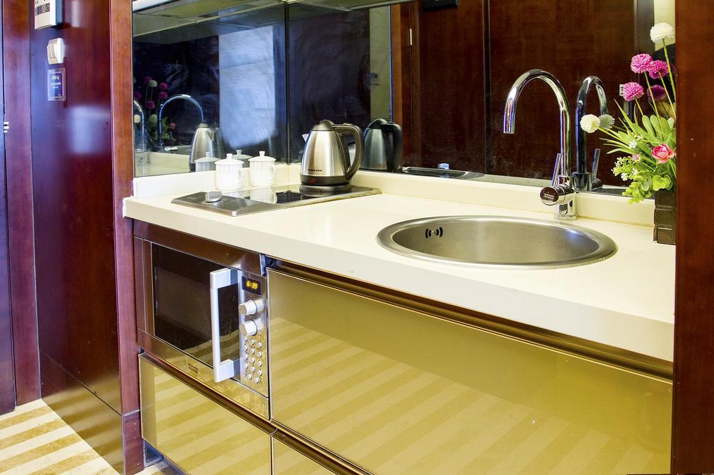 Tamrac International Apartment Guangzhou Room photo